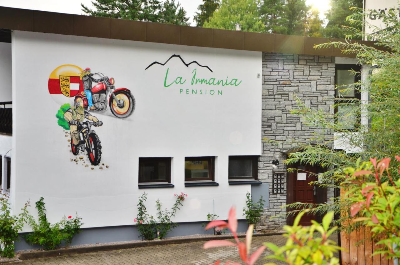La Irmania Pension Ledenitzen Exteriör bild