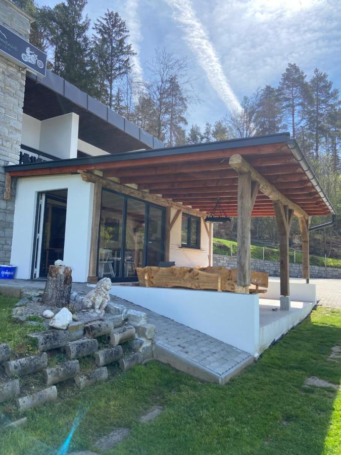 La Irmania Pension Ledenitzen Exteriör bild